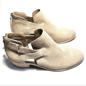 Dolce Vita Perf Booties